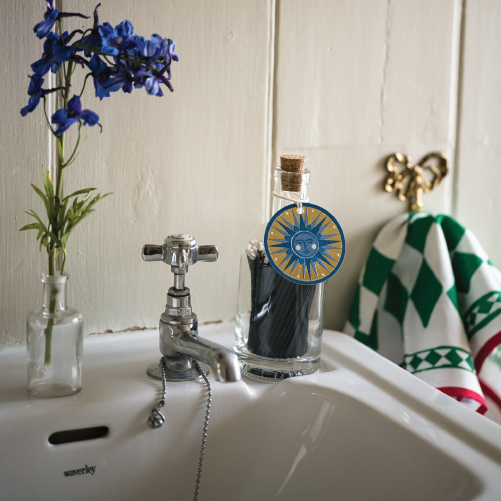 Archivist Gallery Glazen Fles Lucifers - Golden Sun